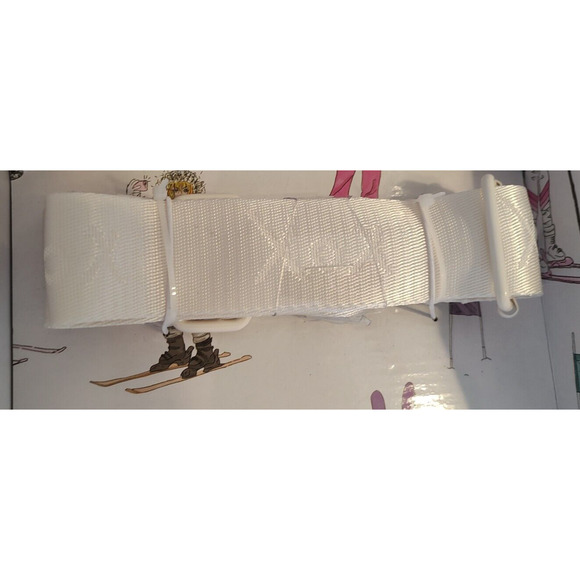 NEW Betsey Johnson Gift Boxed 4 Pc Set Apres Hat, Handbag, strap, keychain - Picture 6 of 8